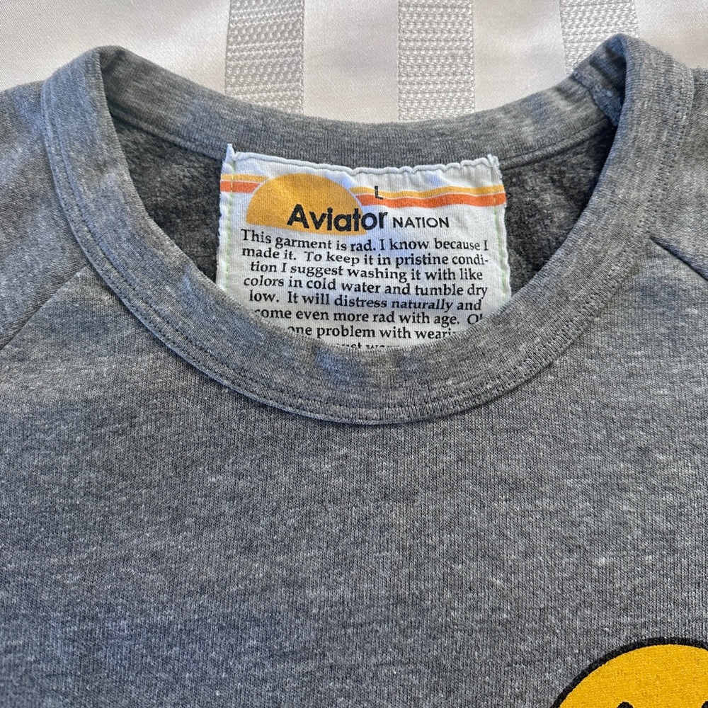 👍🏻 Aviator Nation Heather Gray Grey Smiley crewneck size large - Picture 4 of 7